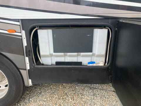 2022 Freightliner S2RV Chassis