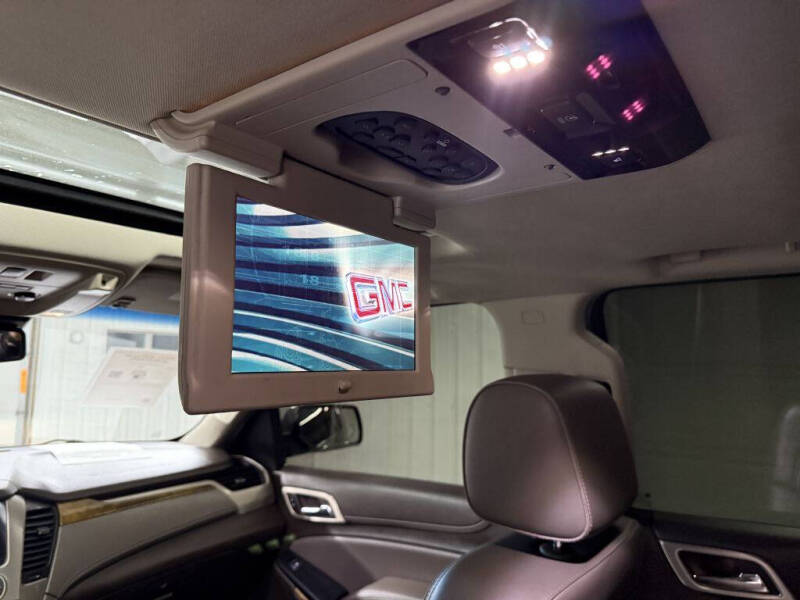 2017 GMC Yukon XL Denali