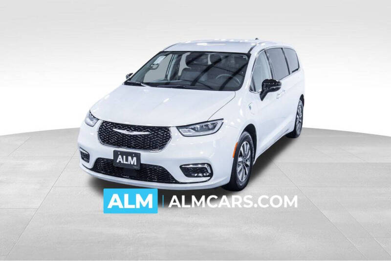 2024 Chrysler Pacifica Plug-In Hybrid Select