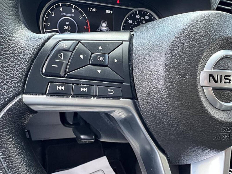 2020 Nissan Versa SV