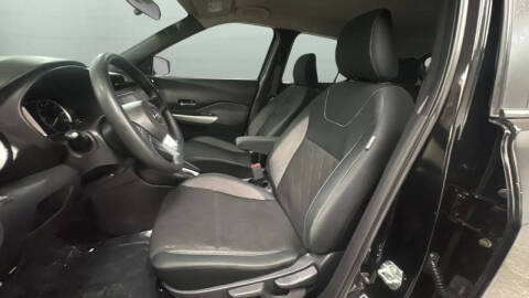 2019 Nissan Kicks SV