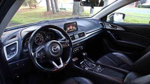 2017 Mazda MAZDA3 Touring