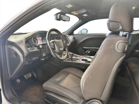 2015 Dodge Challenger SXT