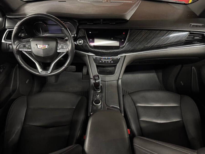 2022 Cadillac XT6 Premium Luxury