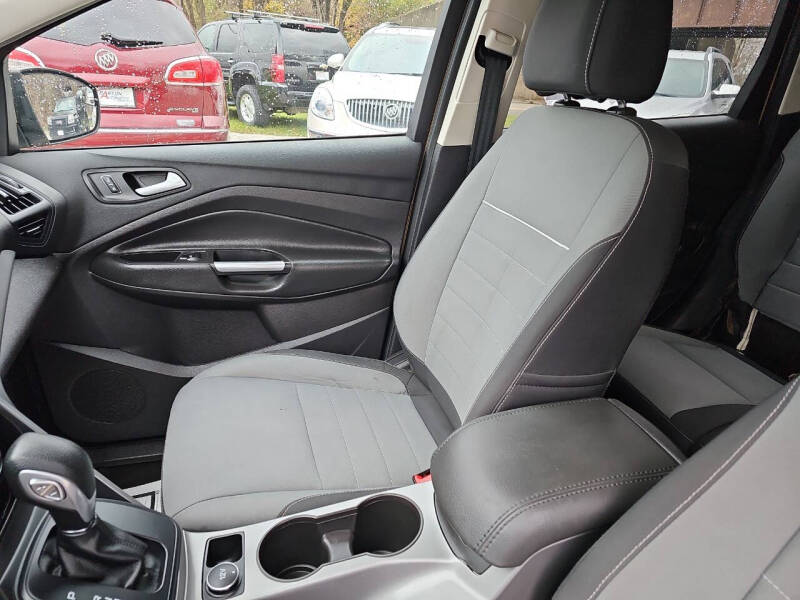 2015 Ford Escape SE photo 13