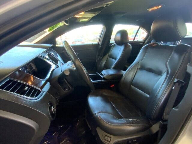 2019 Ford Taurus Limited