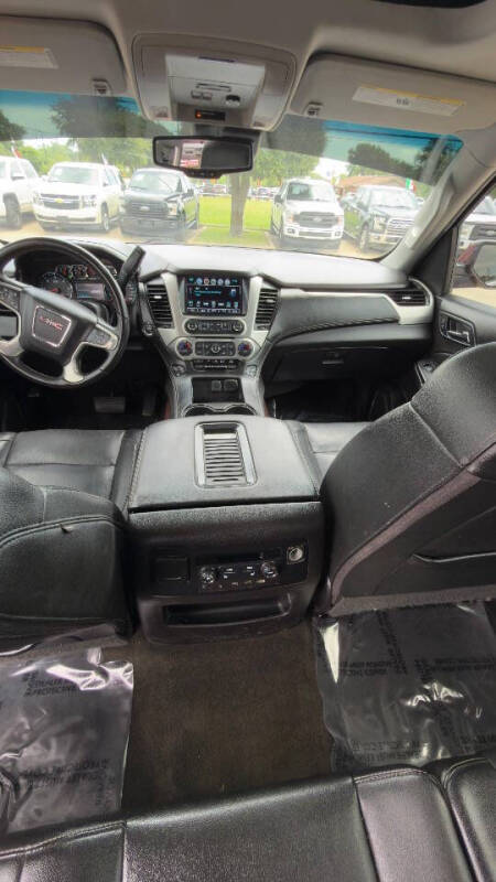 2017 GMC Yukon SLT