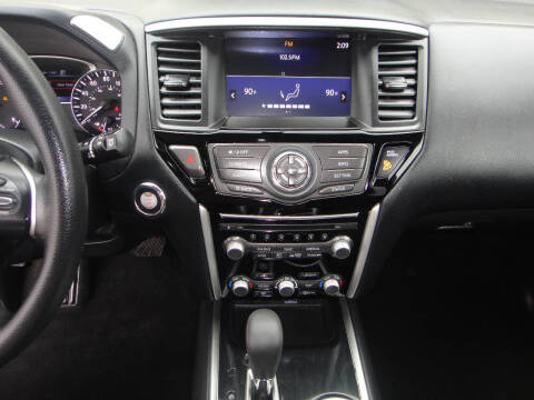 2019 Nissan Pathfinder S