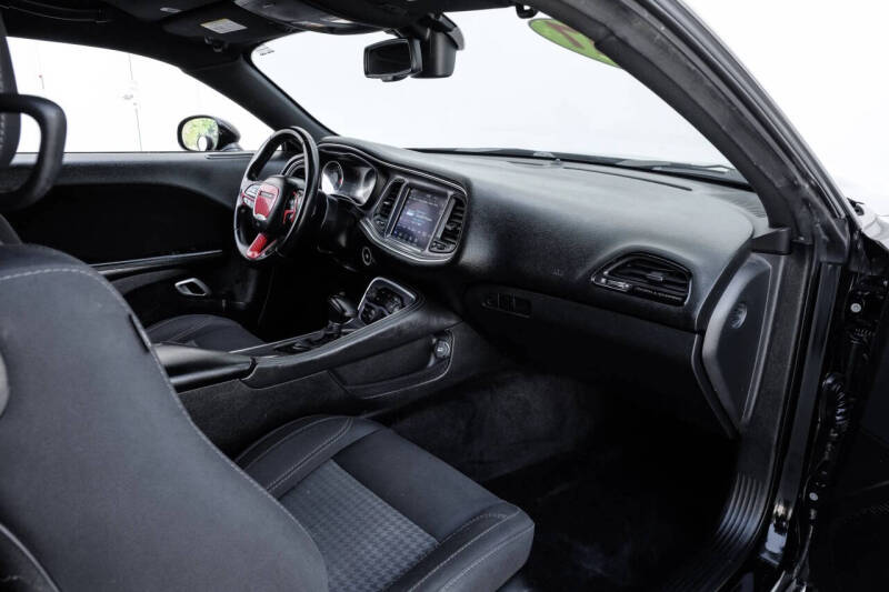 2017 Dodge Challenger