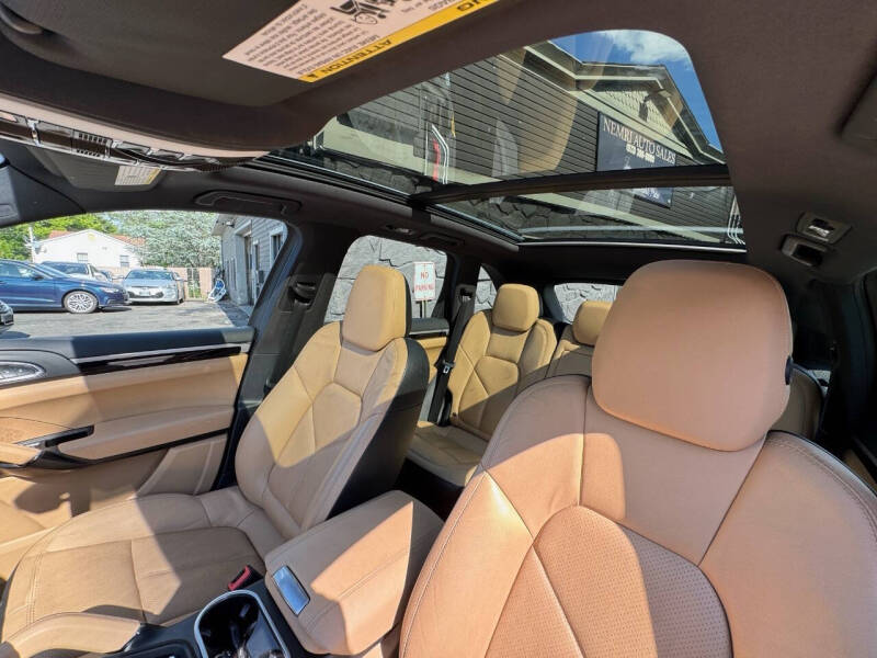 2017 Porsche Cayenne S