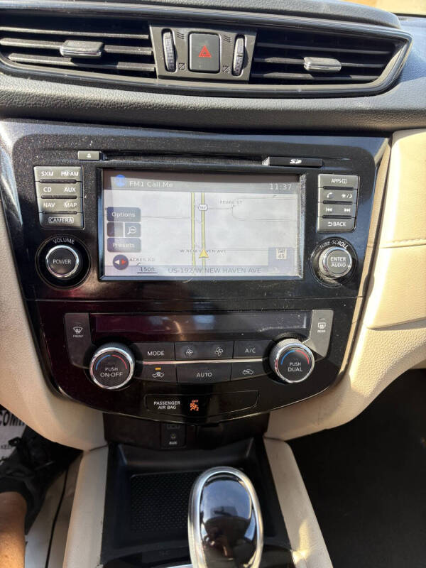 2017 Nissan Rogue Hybrid SV