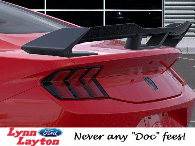 2025 Ford Mustang Dark Horse