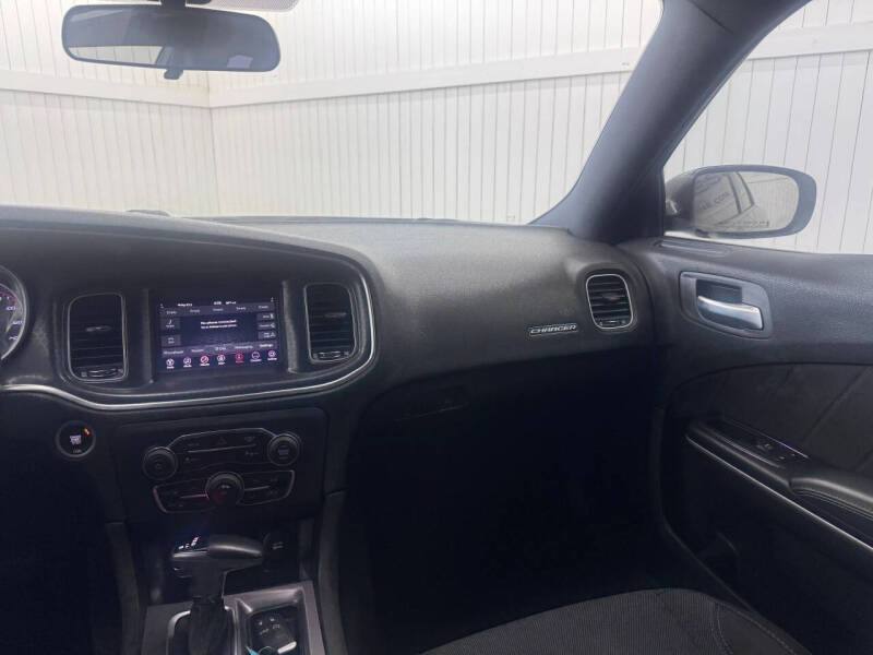 2019 Dodge Charger SXT