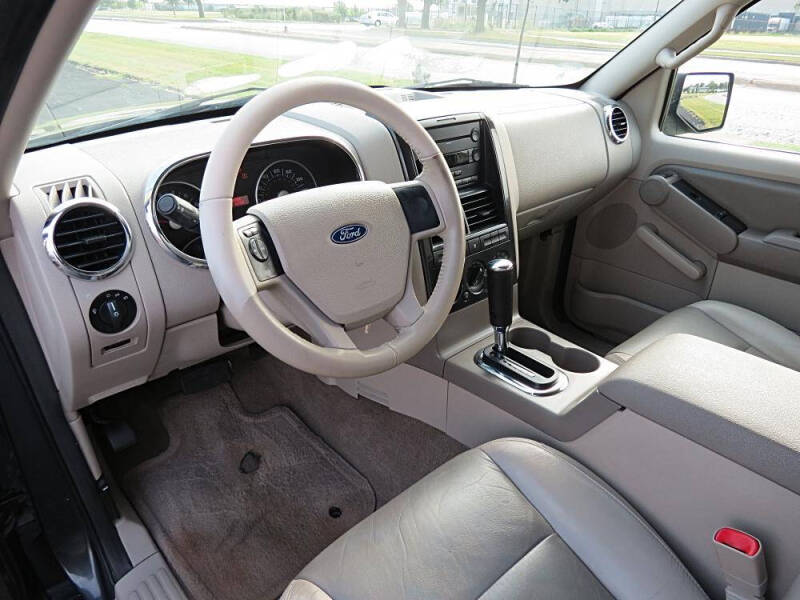 2007 Ford Explorer XLT