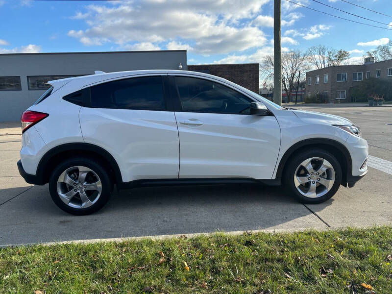 2021 Honda HR-V LX photo 17