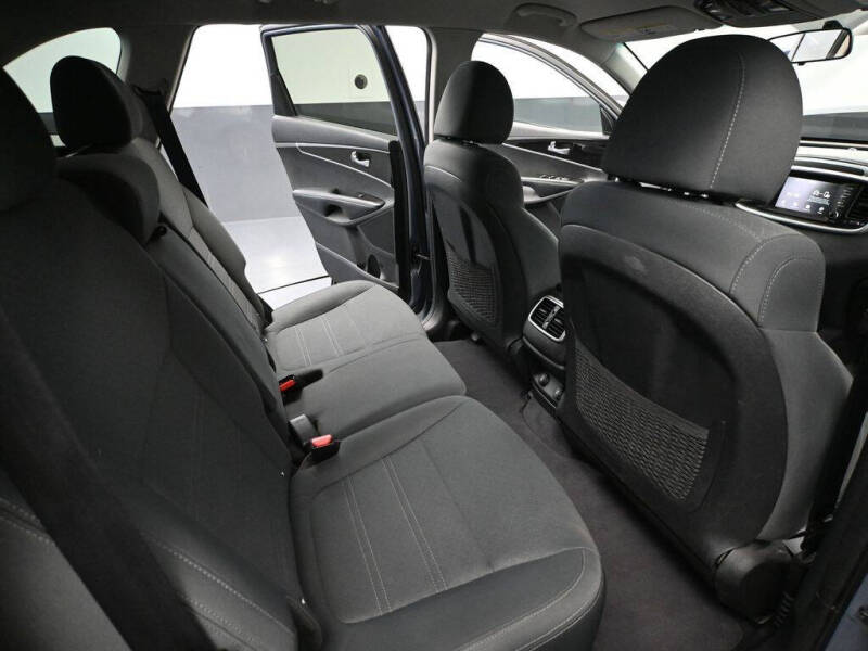 2020 Kia Sorento LX V6