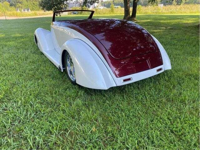 1937 Ford ROADSTER 3