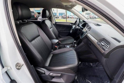 2022 Volkswagen Tiguan SE