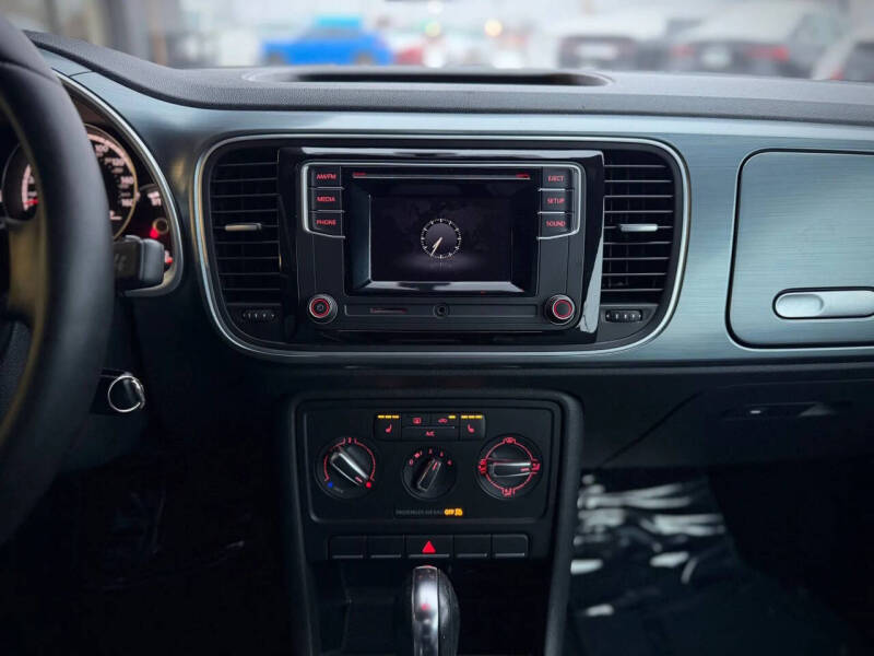 2016 Volkswagen Beetle Convertible