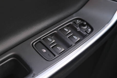 2015 Volvo V60 T5 Drive-E Premier Plus