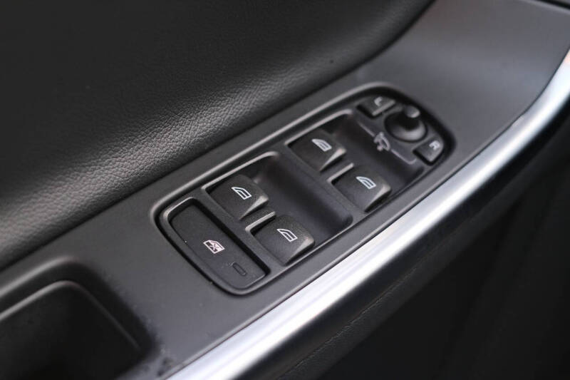 2015 Volvo V60 T5 Drive-E Premier Plus