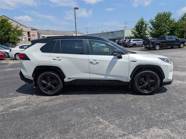 2019 Toyota RAV4 Hybrid XSE