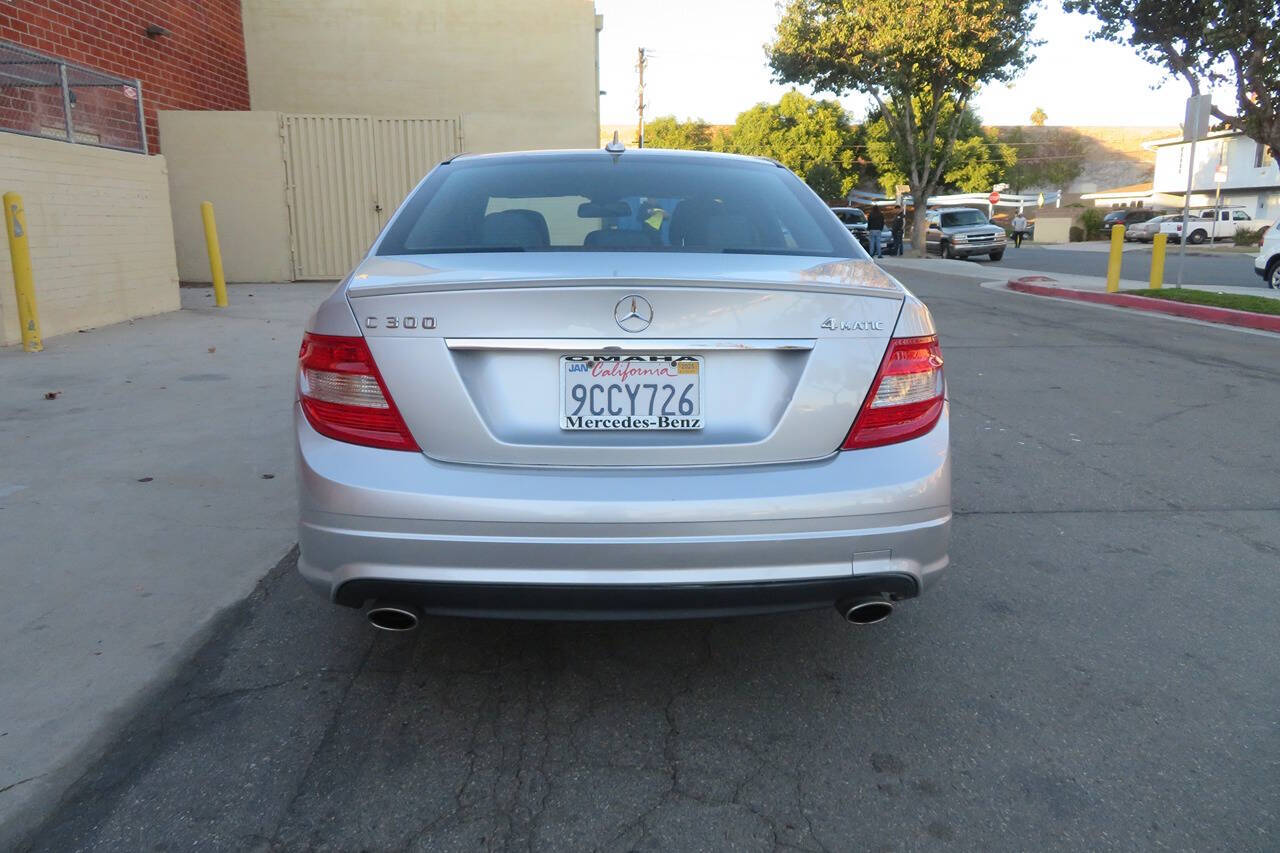 2011 Mercedes-Benz C-Class for sale at The Car Vendor LLC in Bellflower, CA