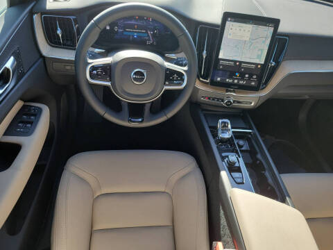 2026 Volvo XC60 T8 Plus