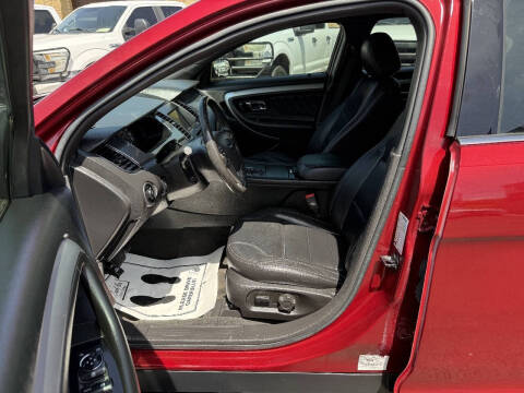 2017 Ford Taurus SEL