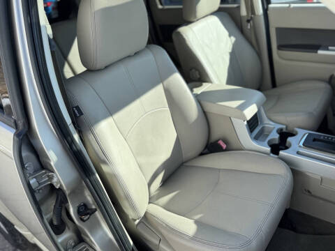 2010 Mercury Mariner V6