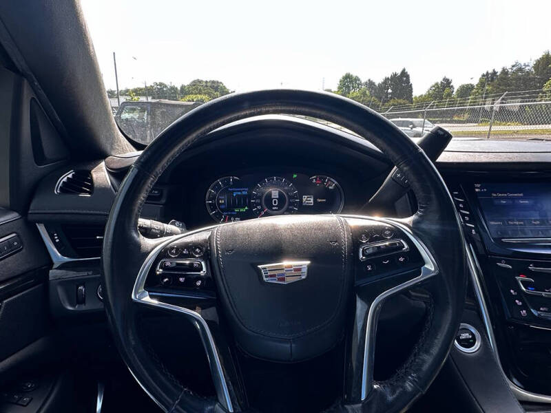2020 Cadillac Escalade Platinum