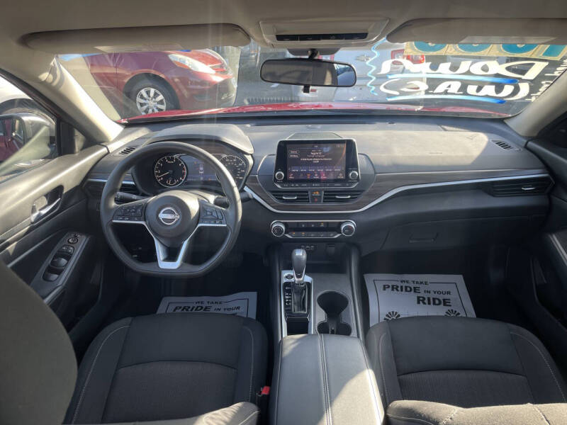 2025 Nissan Altima 2.5 SV