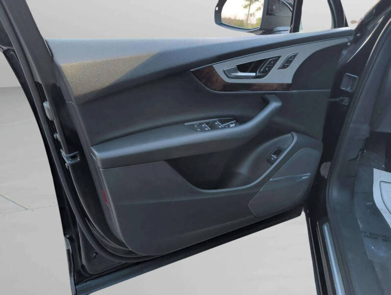 2018 Audi Q7 2.0T quattro Premium Plus