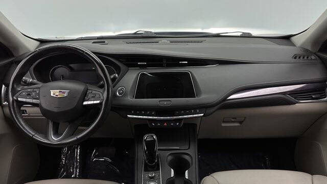 2021 Cadillac XT4 Luxury
