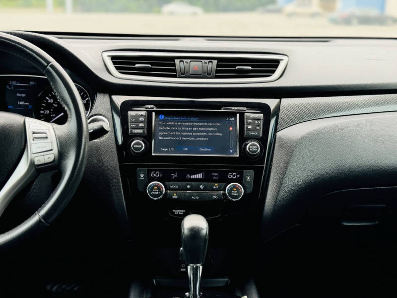 2016 Nissan Rogue SL