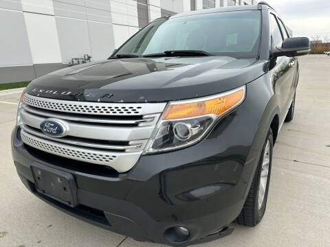 2012 Ford Explorer for sale at ELMHURST  CAR CENTER in Elmhurst IL