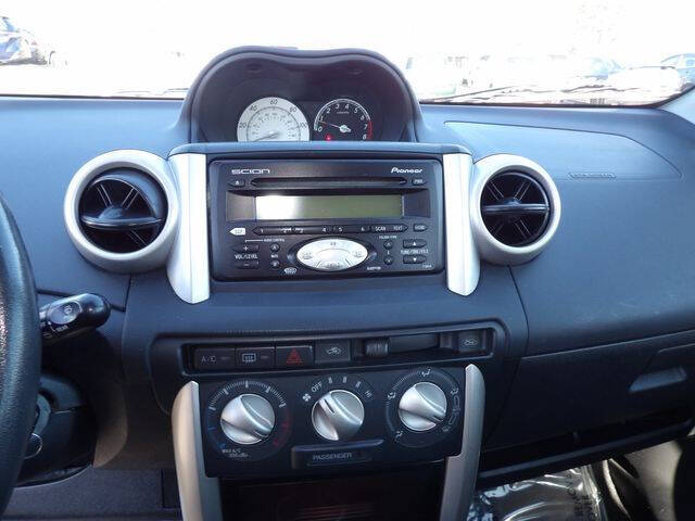 2005 Scion xA