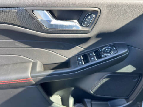 2026 Ford Escape ST-Line Select