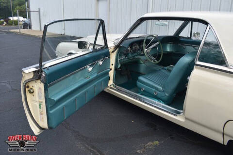 1962 Ford Thunderbird