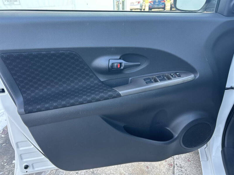 2013 Scion xD
