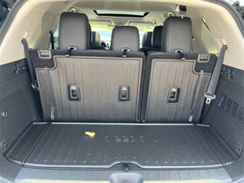 2025 Nissan Pathfinder Platinum