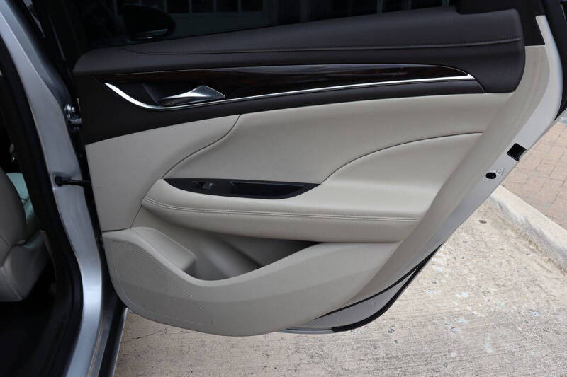 2017 Buick LaCrosse Essence