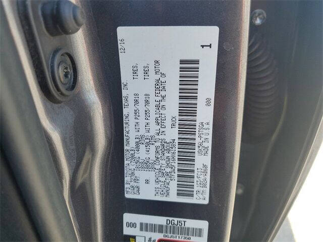 2017 Toyota Tundra SR5