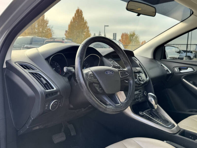 2017 Ford Focus Titanium