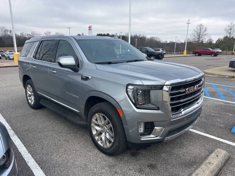 2023 GMC Yukon SLT