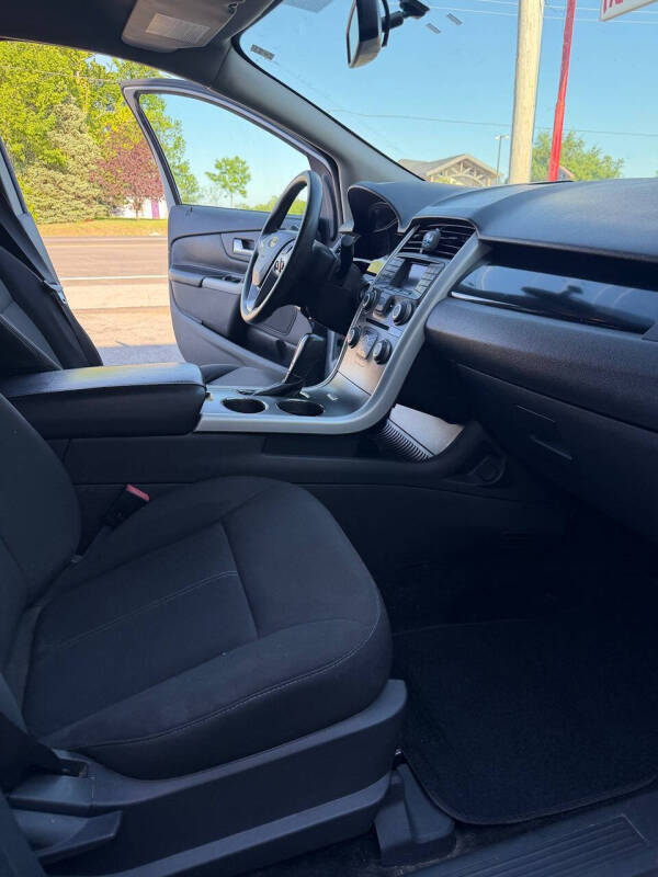 2014 Ford Edge SE