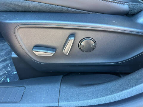 2026 Ford Escape Hybrid ST-Line Select