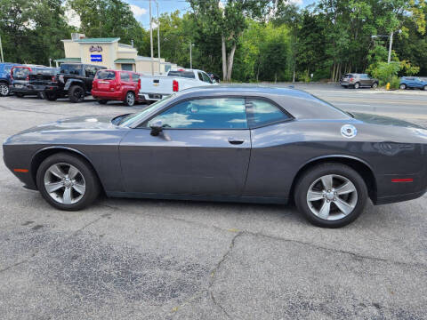 2015 Dodge Challenger for sale at Engle Road Auto in Fort Wayne IN