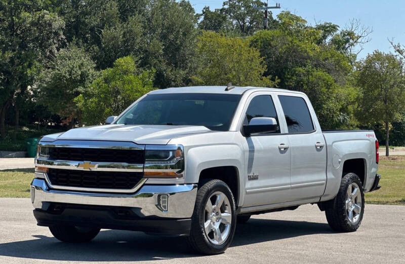 2017 Chevrolet Silverado 1500 LT's photo