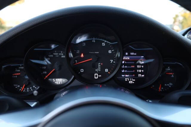 2017 Porsche 911 Carrera 4S